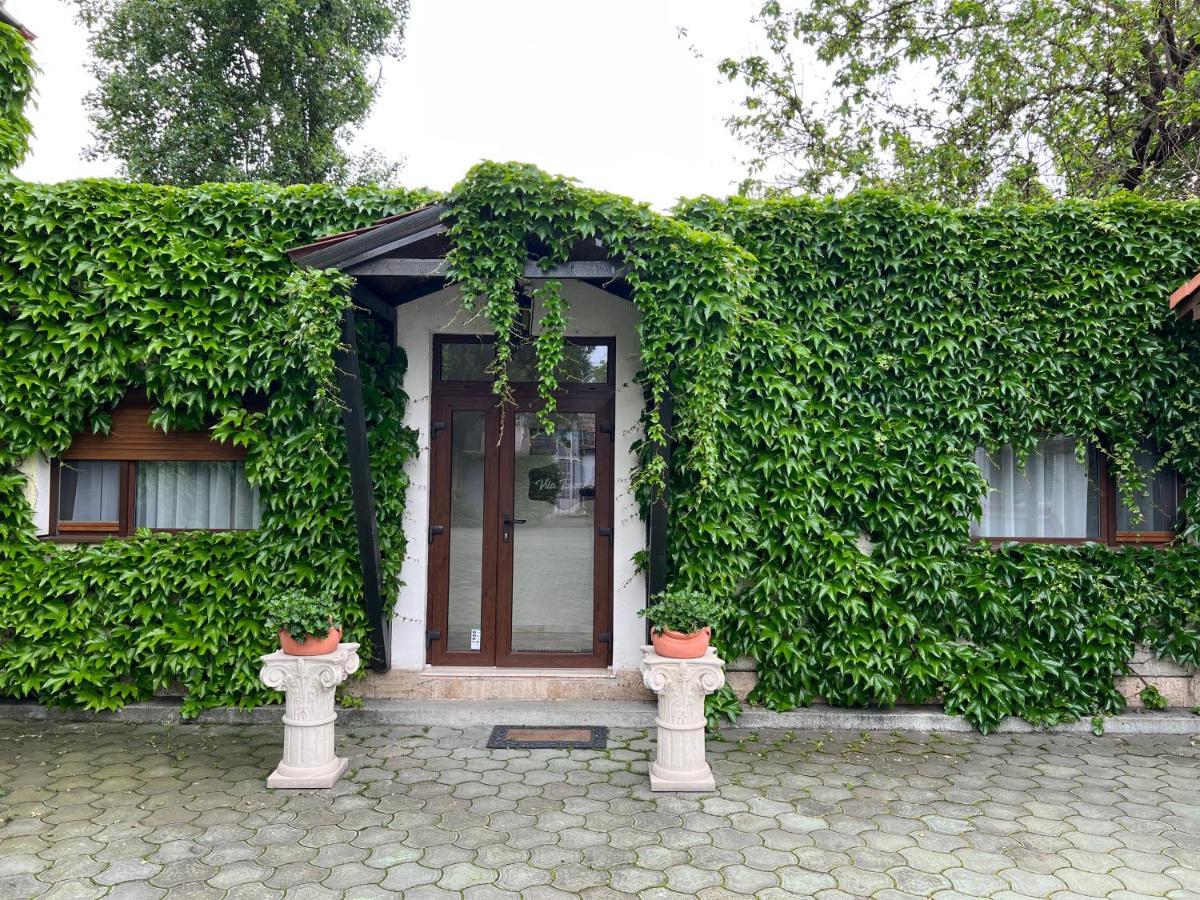 Vila Toscana Timisoara Bagian luar foto