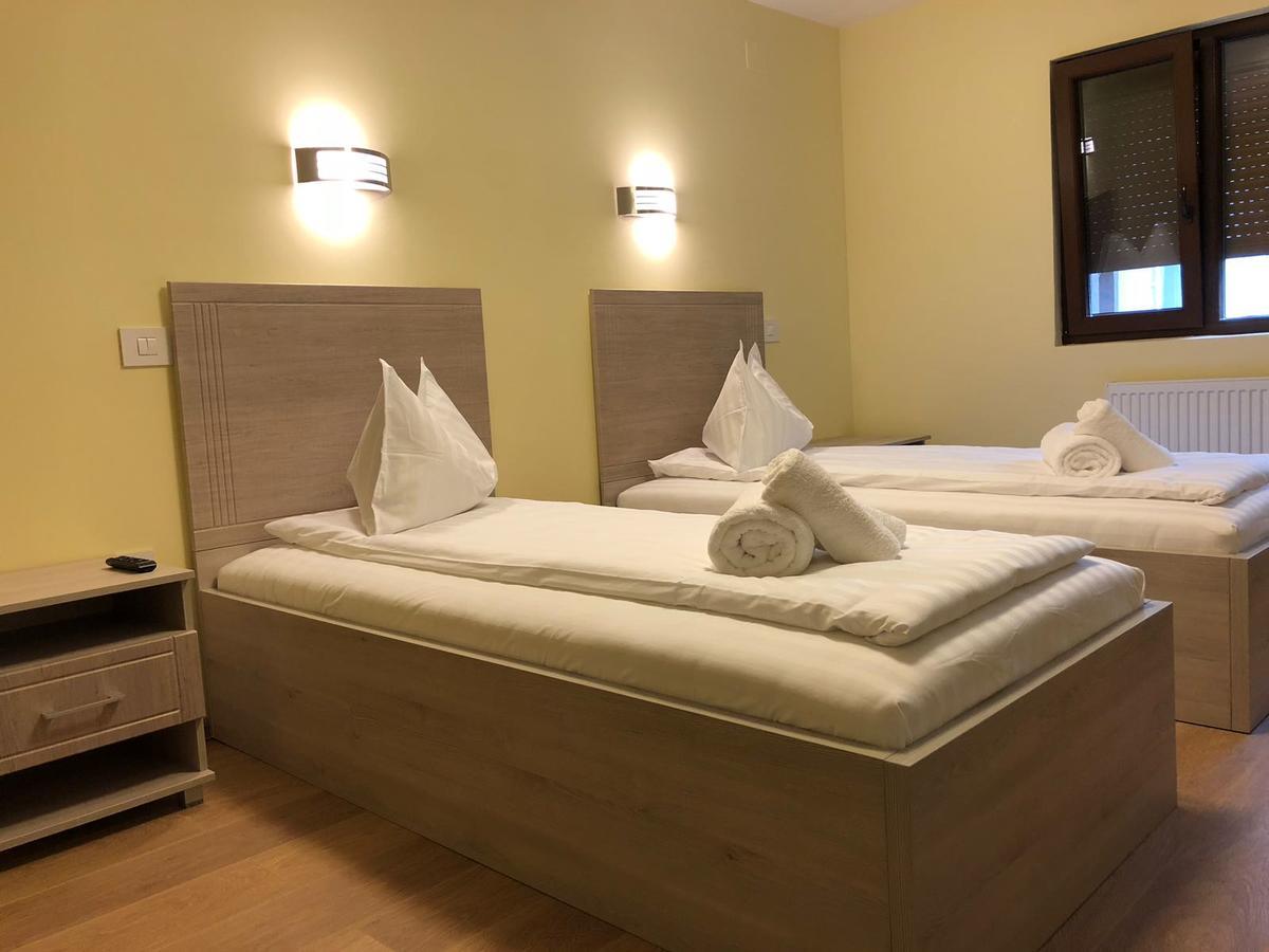 Vila Toscana Timisoara Bagian luar foto